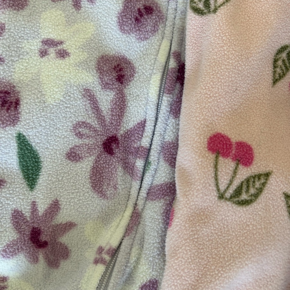 Carters PJ Bundle - Picture 6 of 6